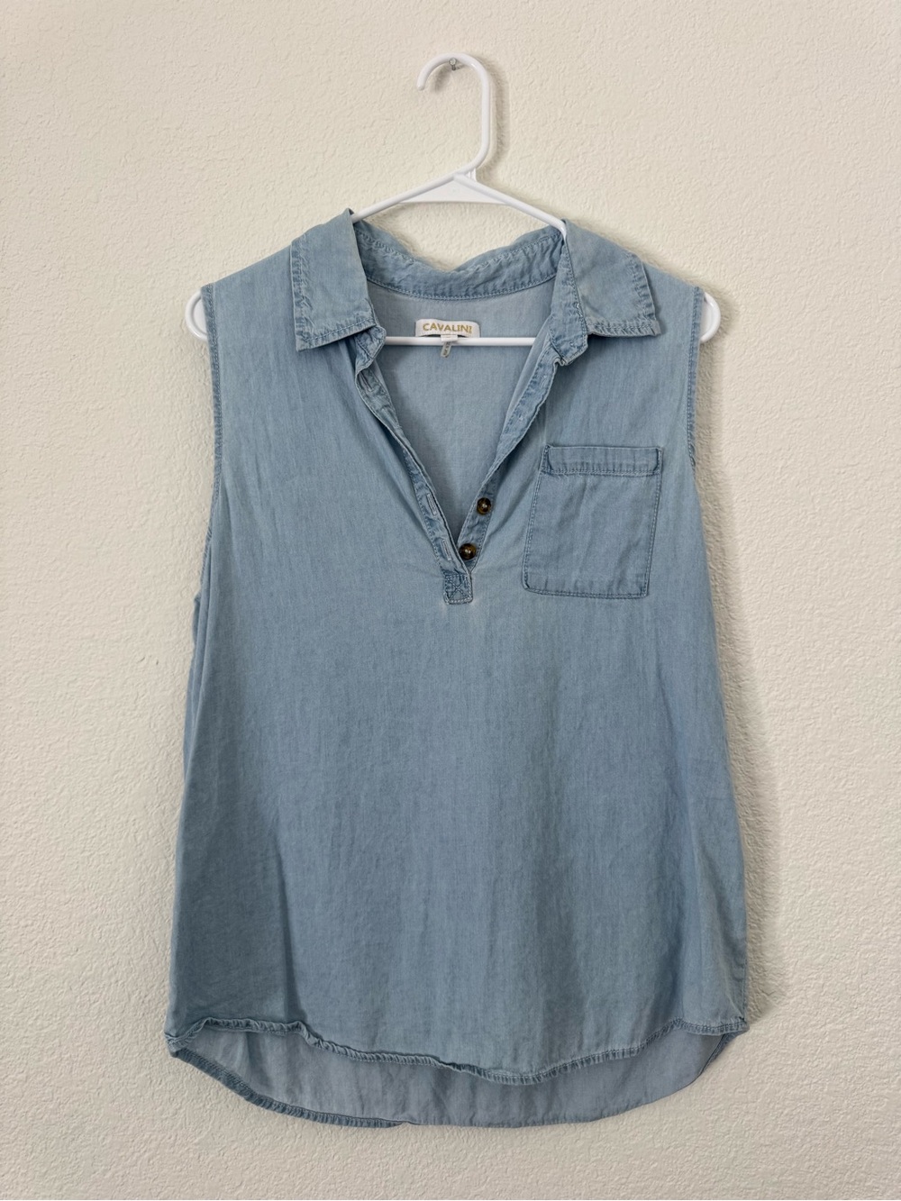 Cavalini Light Blue Sleeveless Chambray Polo Tank